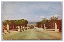 Memorial Bridge Crossing Boise River, Boise IDAHO Vintage c1950 Postcard 