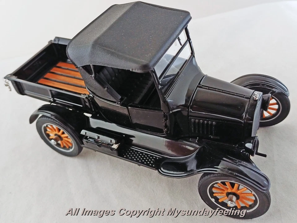 1925 FORD MODEL T RUNABOUT "FIRST" PICKUP - DANBURY MINT - SCALE 1:24 - Immagine 3 di 4