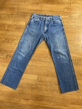 Vintage Wrangler Cowboy Cut Medium Wash 5-Pocket Jean Made in USA 32x30