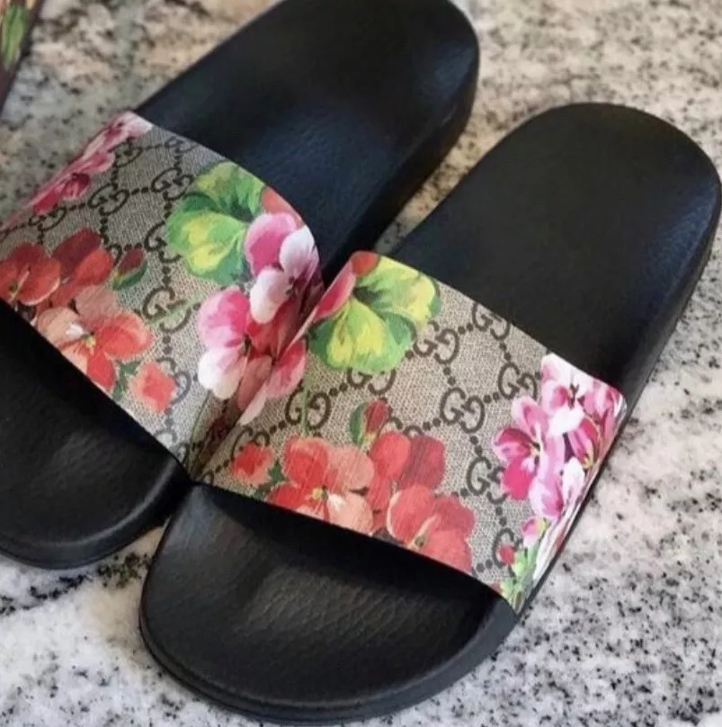 Gucci GG Blooms Supreme Slide Sandal