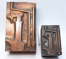 2 ANTIQUE COPPER LETTERPRESS PRINTERS BLOCK LARGE & SMALL BOTTLE SCREW CAR JACKS
