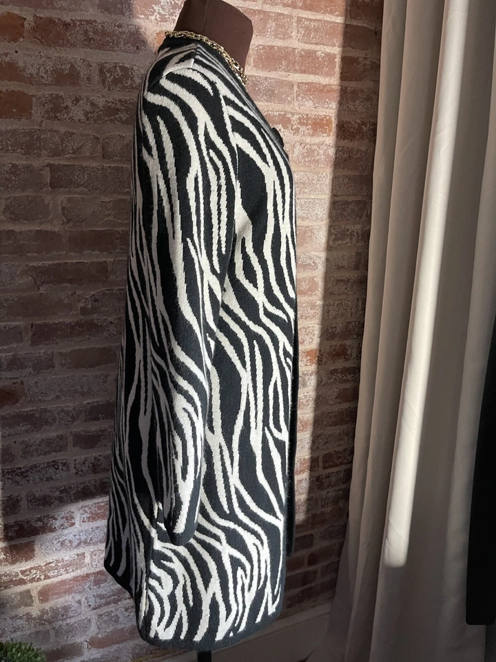 Sag Harbor Women’s Black White Zebra Longline Open Front Cardigan Sweater Large - Image 2 of 4
