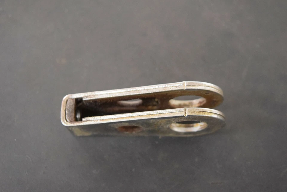 HONDA CB350F CB400F CJ360T CB360T CM400 BASCULANTE RUEDA TRASERA EJE CADENA AJUSTADOR Foto 2 de 4