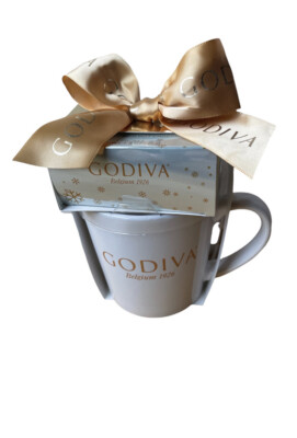 Godiva Luxurious Rich Peppermint￼￼ Hot Cocoa and Souvenir ￼Gift Mug Set Premium￼