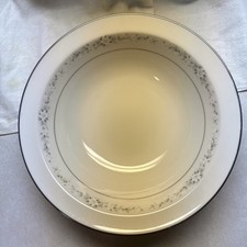 Noritake Ivory China HEATHER 7548 Round Vegetable Serving Bowl 10" US Design