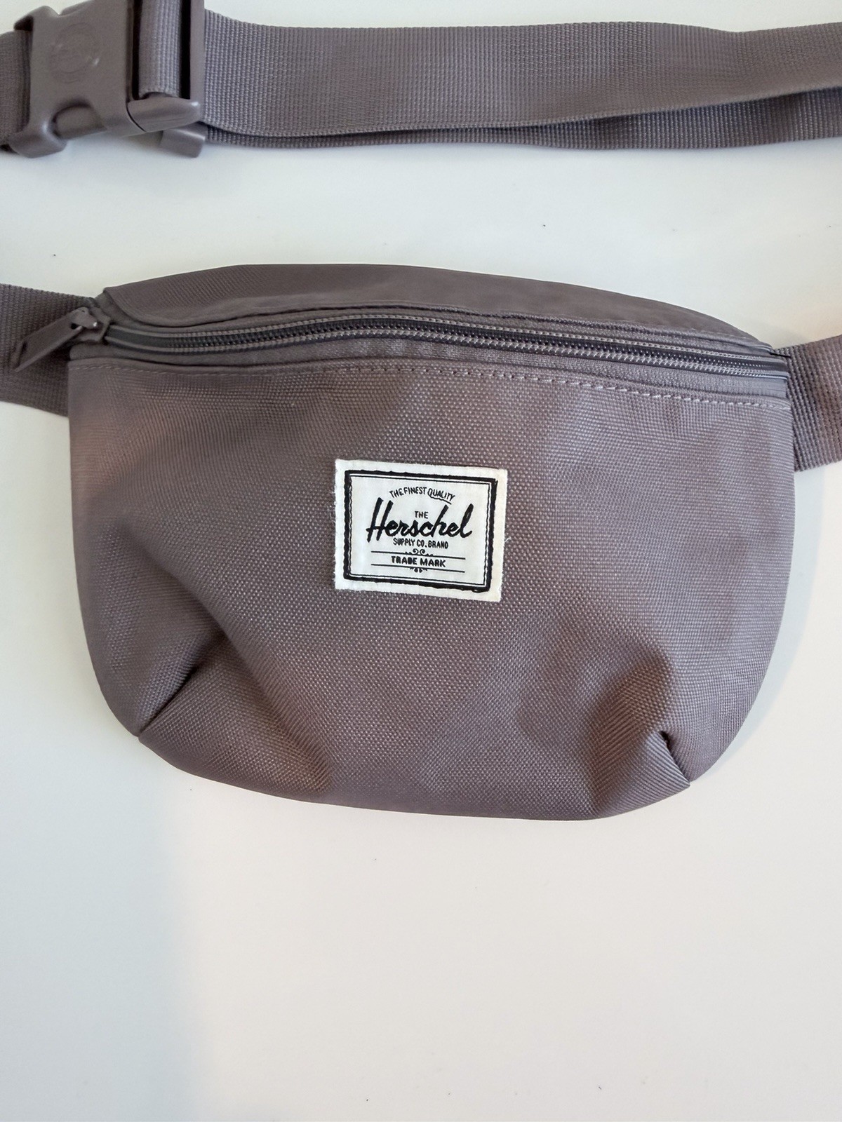 Herschel Supply Co Belt Bag Waist Pack Fanny Pack Mauve Gray Adjustable Zip