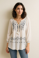 ANTHROPOLOGIE RAGA Size XS White Peasant Tunic Floral Motifs Print Boho Tassel