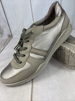 ECCO ''Soft'' women's leather sneakers, retail $165, sz. 11.5M
