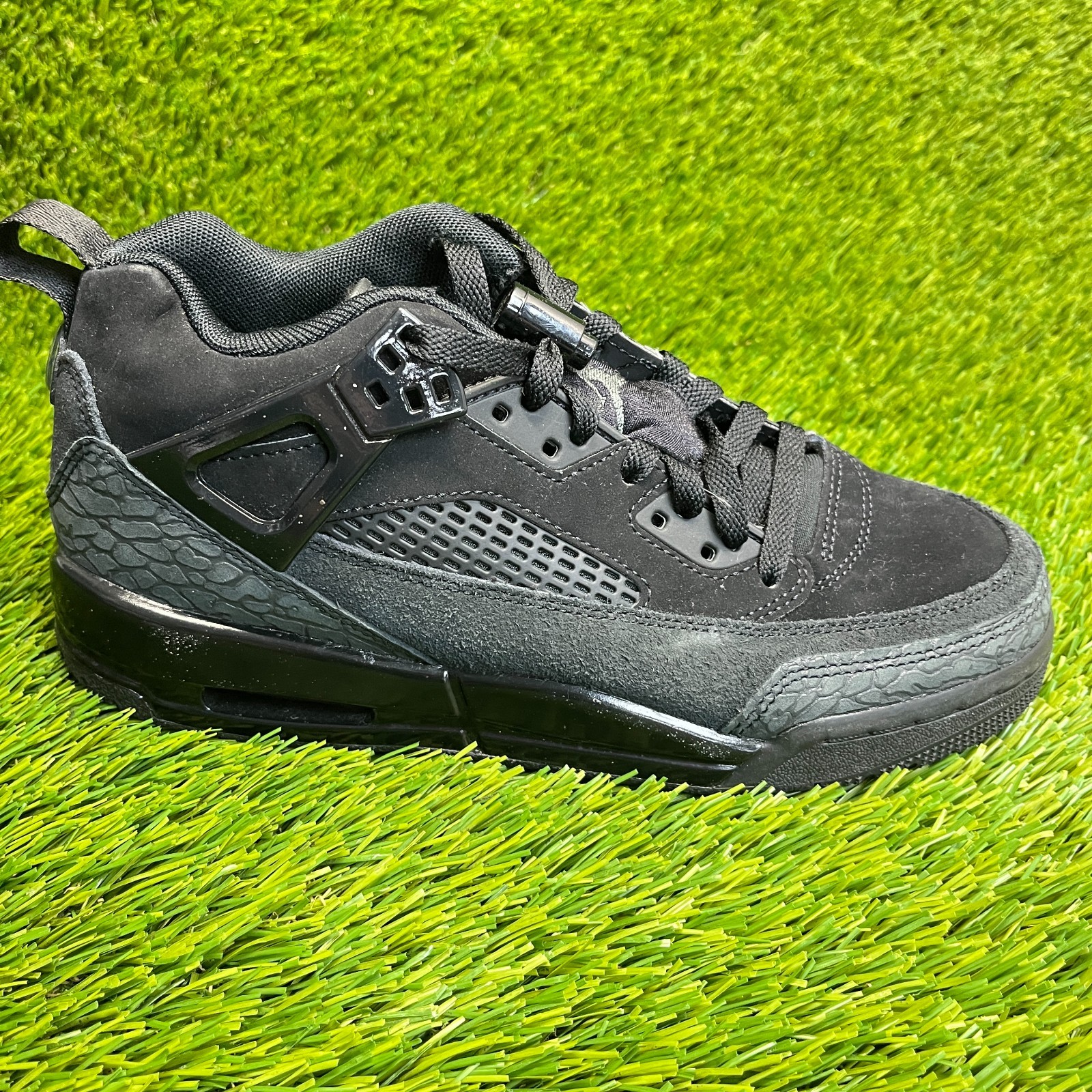 Nike Air Jordan Spizike Low Boys Size 6Y Black Athletic Leat