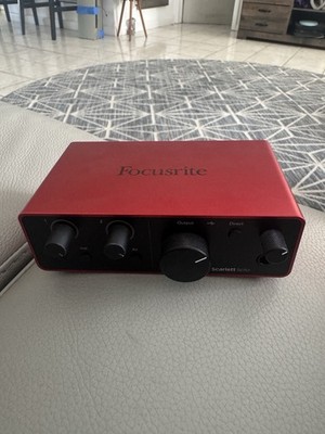 Focusrite Scarlett 2i2 USB-C Audio Interface