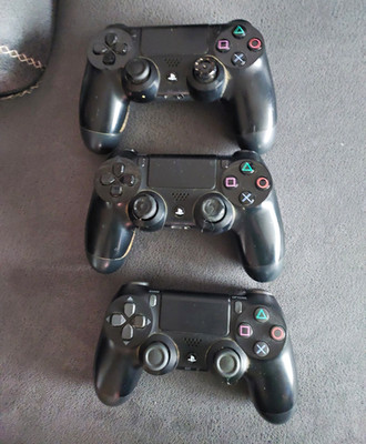Sony DualShock 4 Controller 3x Schwarz für PlayStation 4 mit Touchpad