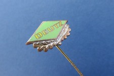 Alte  DEUTZ  7500 Betriebsstunden   50er Jahre  Anstecknadel Abzeichen