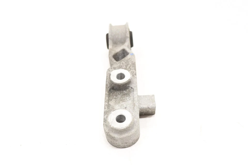 2021 沃尔沃 XC90 发动机车架安装 — 第 4/4 张图片