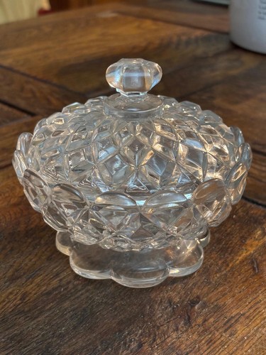 Baccarat. · Sucrier ovale en cristal massif – modèle « Diamants Carrés » – 1920. - Photo 2/12
