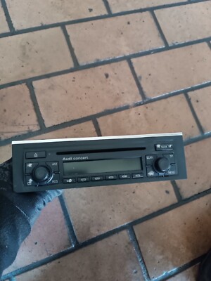 Original Audi A4 B6 B7 Autoradio Radio CD Radio ''Audi Concert'' 8E0035186L