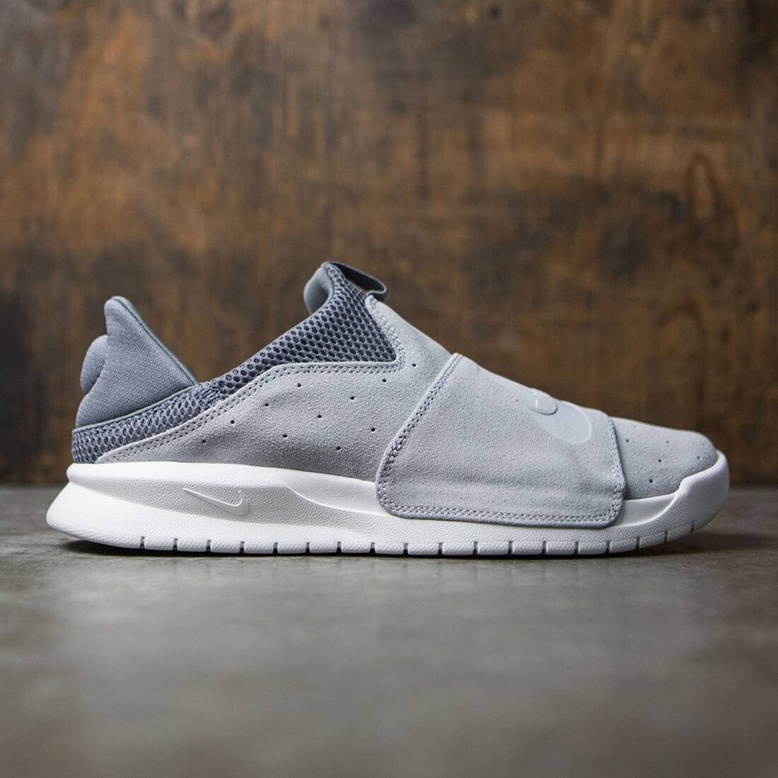 nike benassi slp sneakers