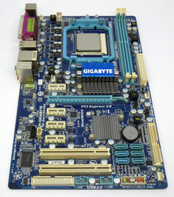 GIGABYTE GA-770T-D3L socket AM3 with AMD Athlon II 445 CPU