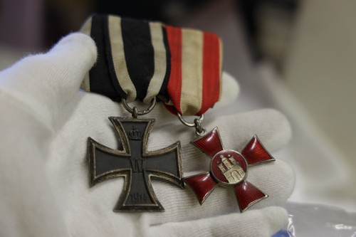 World War 1 WW1 Iron Cross & Hamburg Cross German Medal Bar