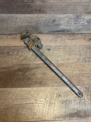 VINTAGE Walworth 24'' Genuine Stillson Pipe Monkey Wrench Adjustable 