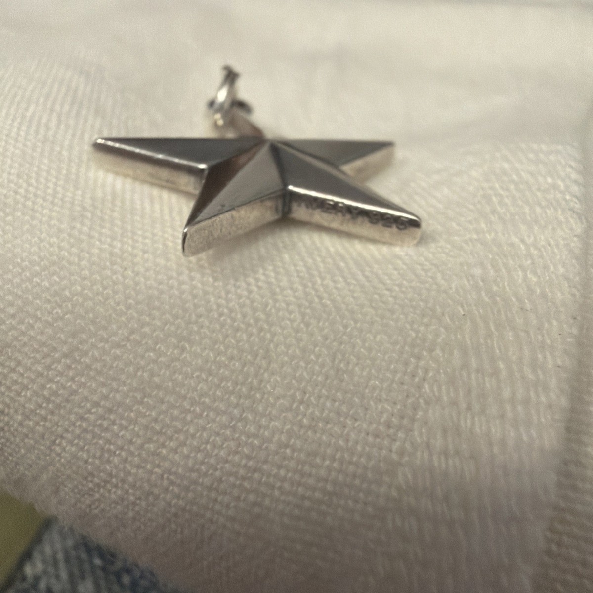 JAMES AVERY Sterling Silver 3-D Beveled Texas Star Charm Pendant; RETIRED View 3