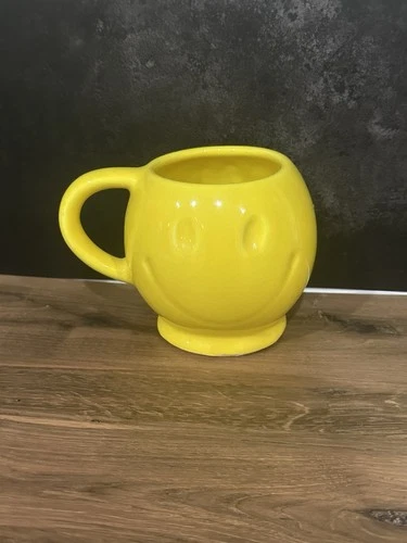 McCoy Vintage Pottery Yellow Ceramic Smiley Face Coffee Mug