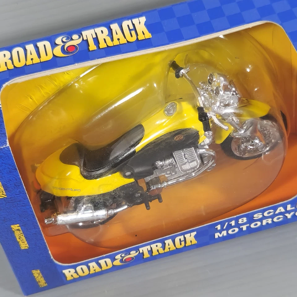 Moto Guzzi V10 Centauro Motorcycle 1:18 Scale Road & Track Replica Maisto Yellow - Image 2 of 4