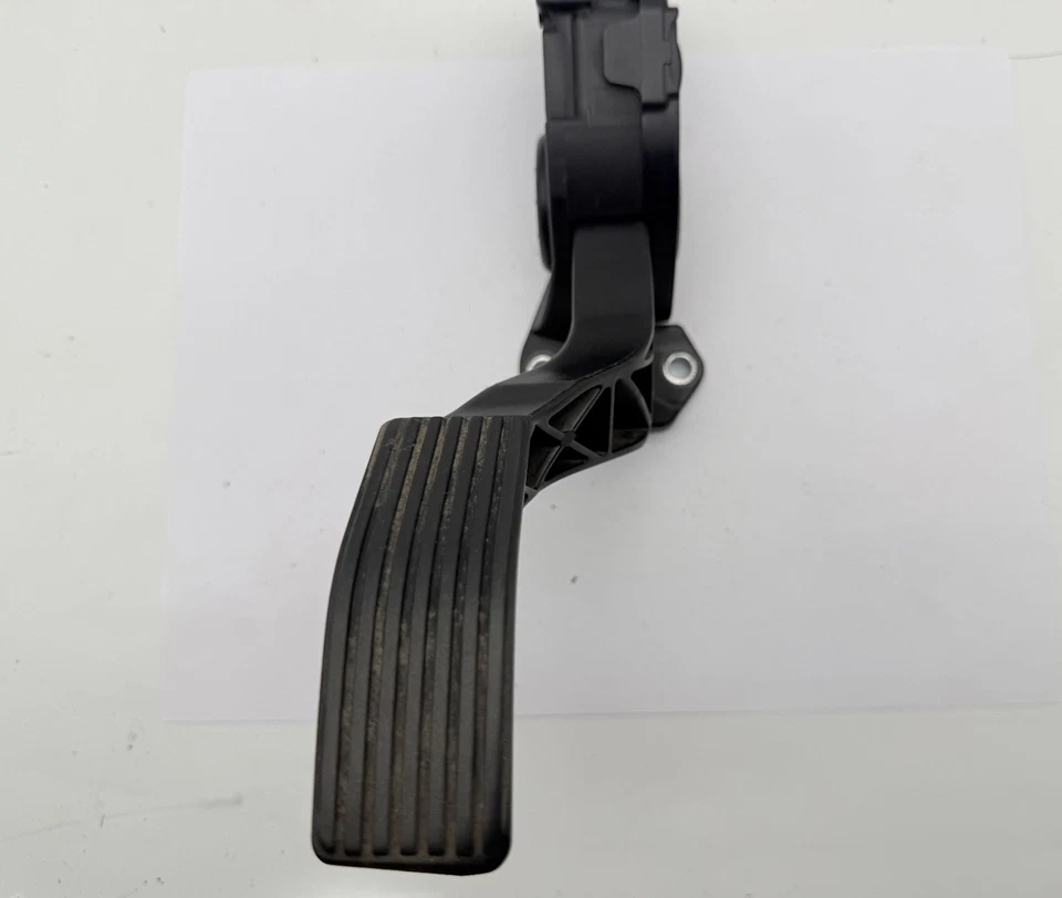 OEM 08-14 Ford E250 E150 E350 Cargo Van Gas Accelerator Pedal Position Sensor - Image 2 of 4