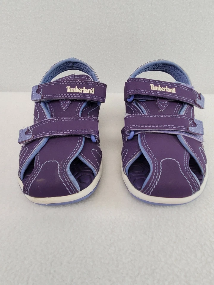 女孩 学步儿童 9 码... 紫色 Timberlands 凉鞋 — 第 2/4 张图片