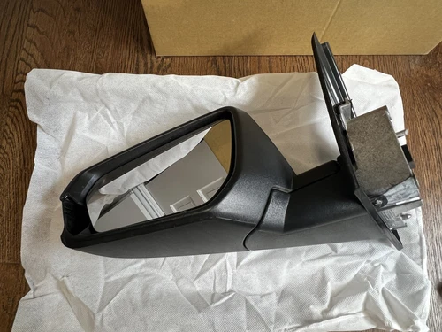 2018-2022 Chevrolet Equinox GMC Terrain LH Power Mirror Assembly (damaged)