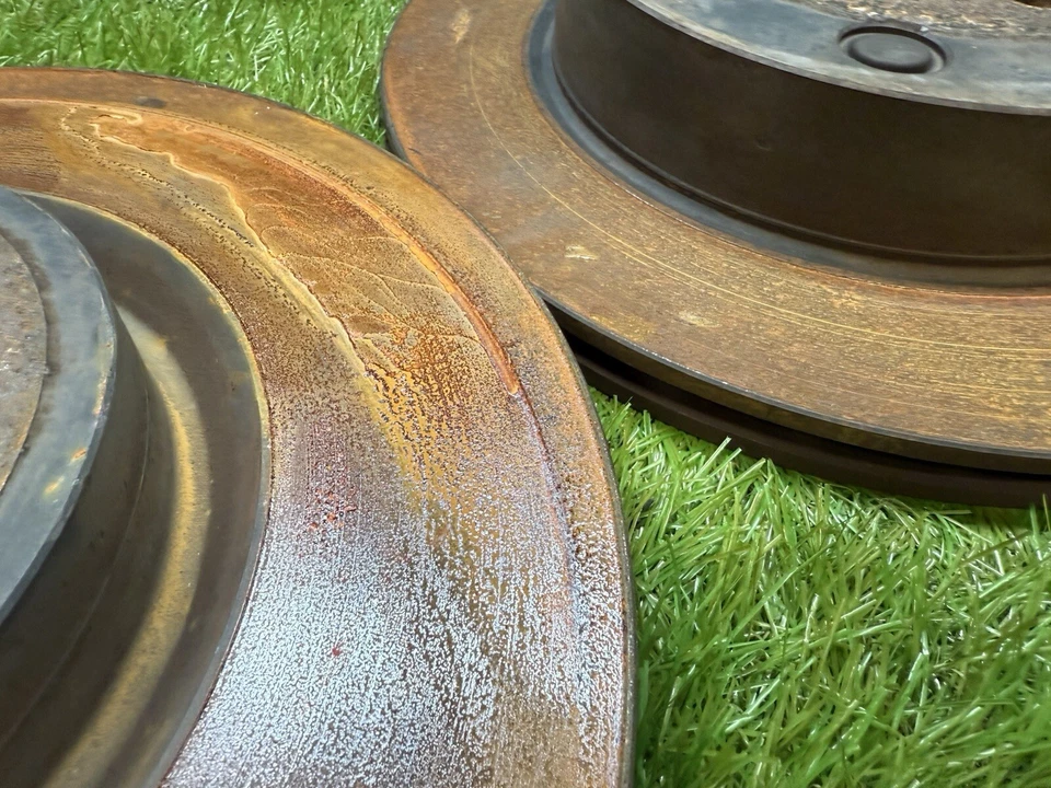 Juego de pinzas y rotores Brembo delanteros y traseros Subaru BRZ OEM Foto 4 de 4