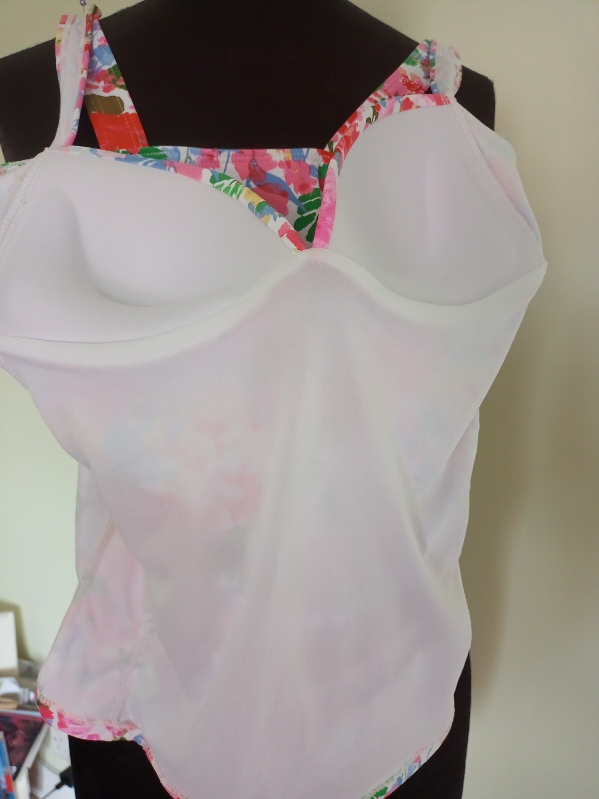 JOULES ROMA WHITE MEADOW TANKINI BIKINI TOP SIZE 10 PINK FLORALS BNWT RRP £29.95 image 10