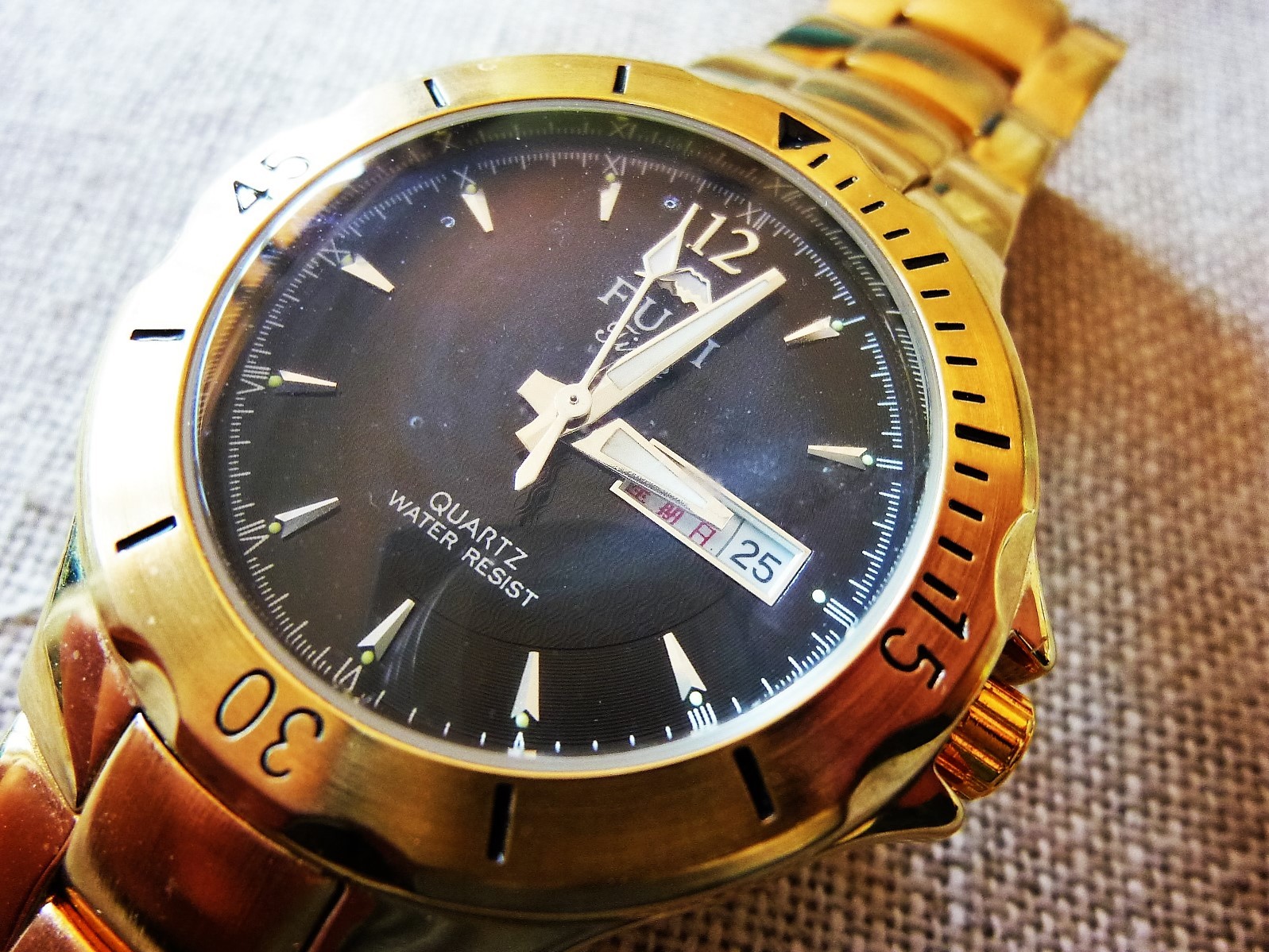 Montre SPORT FUJI Time 1990 pour homme dynamique au quotidien