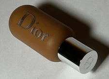 CHRISTIAN DIOR  DIOR BACKSTAGE FACE & BODY FOUNDATION # 4,5 W 1.6 OZ