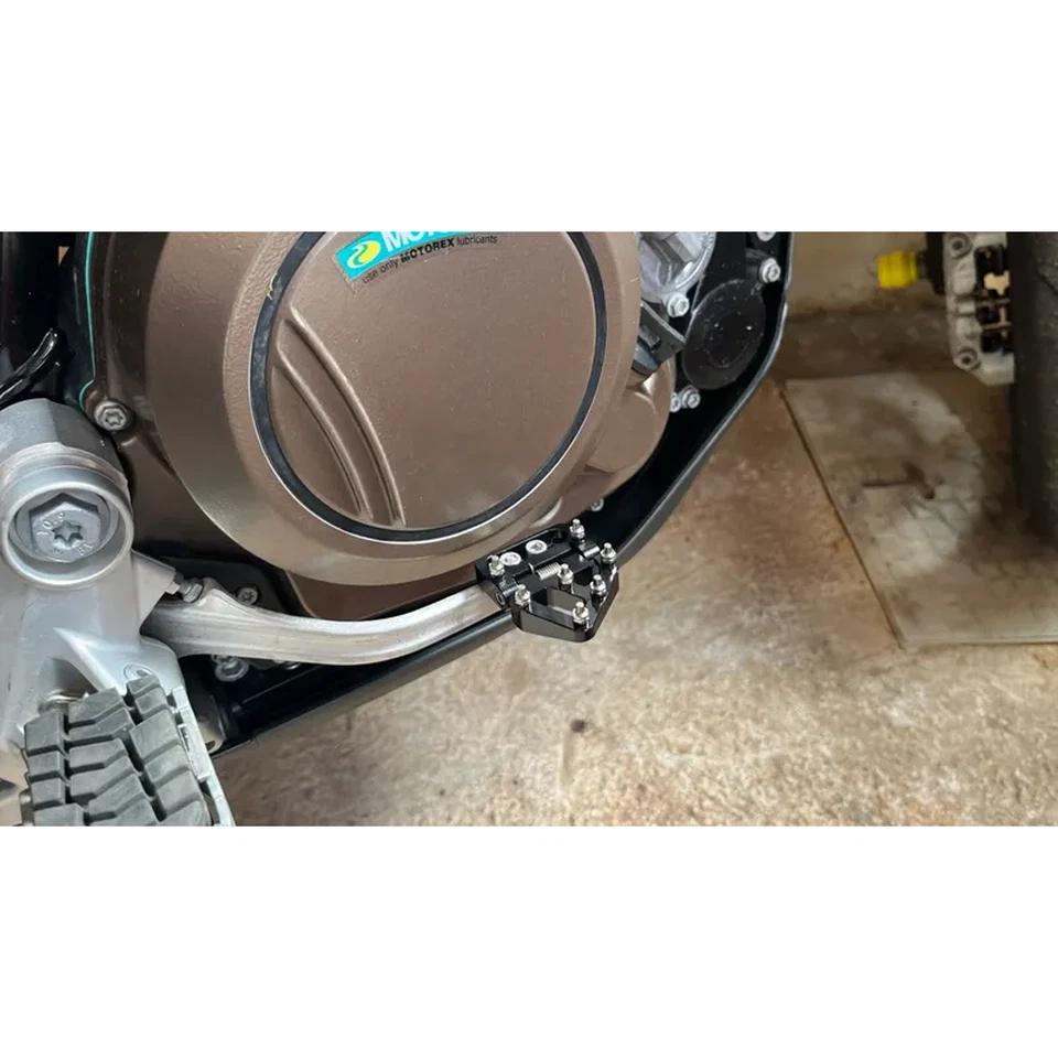Foldable Brake Pedal Plate For BETA RR RRS 200-500 XTRAINER 300 RS450 520 4T Foto 2 de 4