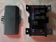 PETERBILT 579 PACCAR PDC SLEEPER CAB FUSE BOX ASSEMBLY P27-1224-0120 OEM