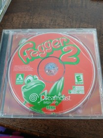 SEGA DREAMCAST LOT OF 9 GAMES DISCS SCRATCHED INCOMPLETE 3 CONTROLLERS UNTESTED