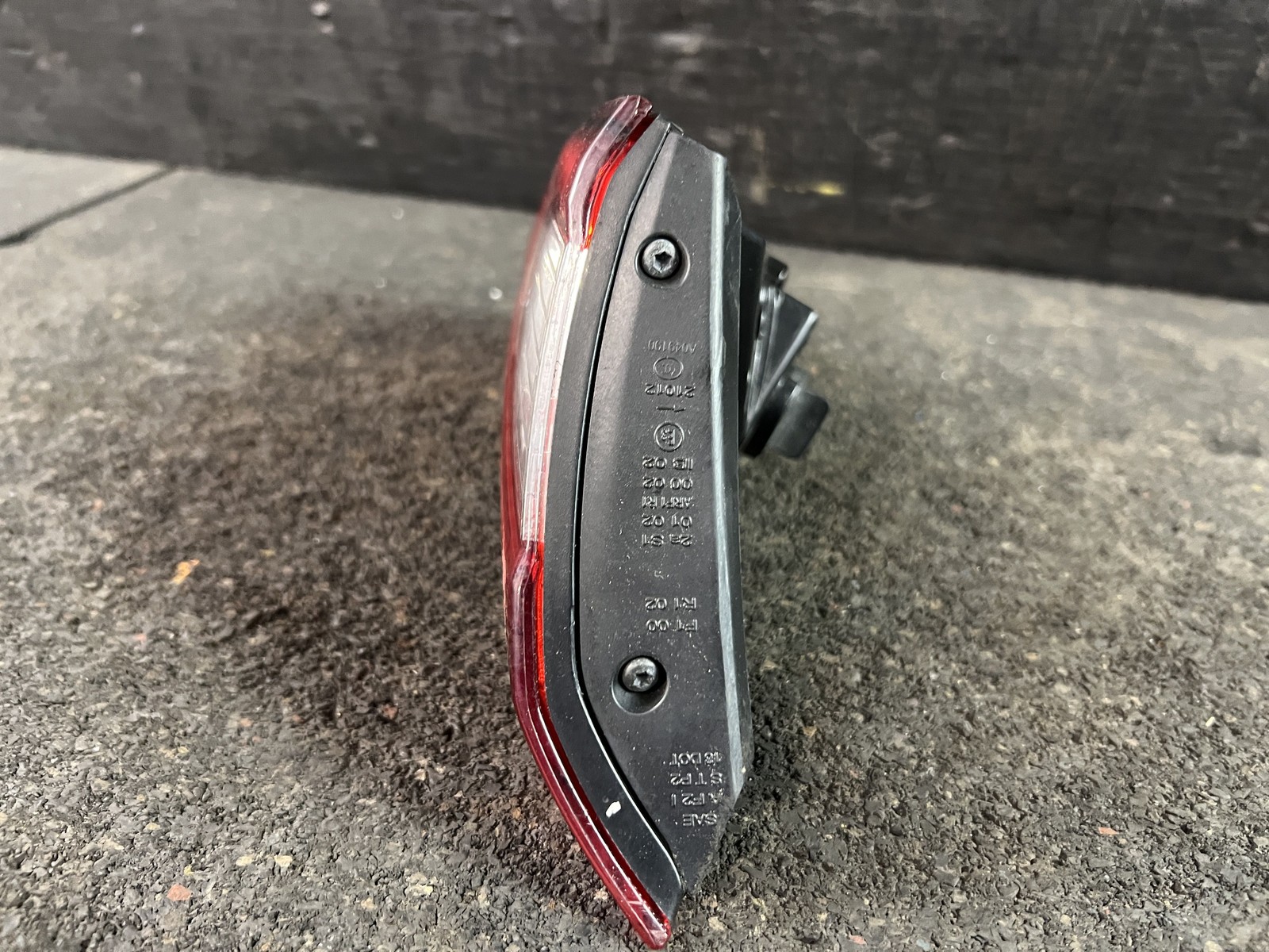 15-20 MASERATI GHIBLI DRIVER LEFT LH DECK LID MOUNTED TAIL LIGHT LAMP