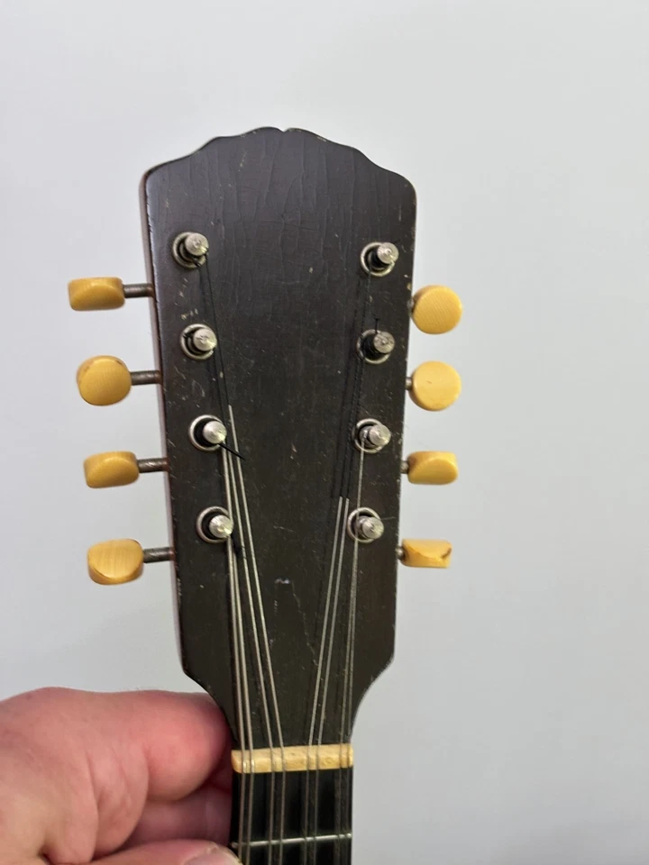 Vintage Gibson Mandolin, Style A SN 24283, with Hard Case 1915? - Image 3 of 4