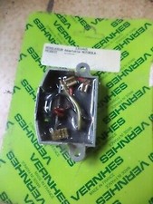 Régulateur alternateur Peugeot 604