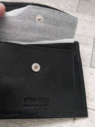 Vera Pelle Men's Bifold Wallet 4.8" x 3.5" Black Leather Made in Italy Nice - Picture 9 of 12