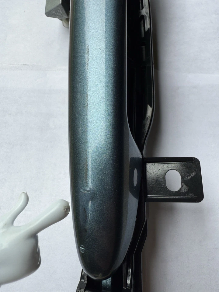 10-13 MAZDA 3 Manija de puerta exterior delantera derecha e izquierda y cerradura de maletero 2 llaves Foto 3 de 4