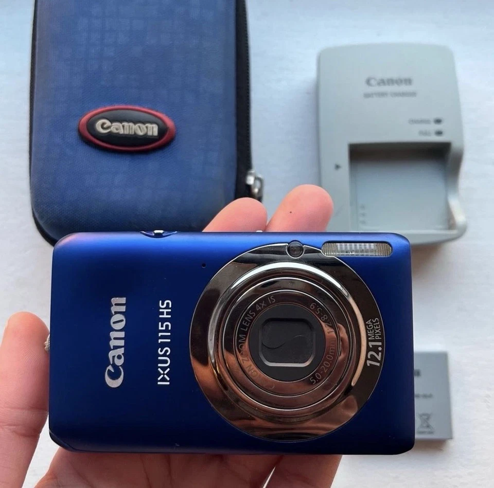 fully functional mint Canon IXUS 115 HS blue camera with battery, case, charger. - Image 2 of 3