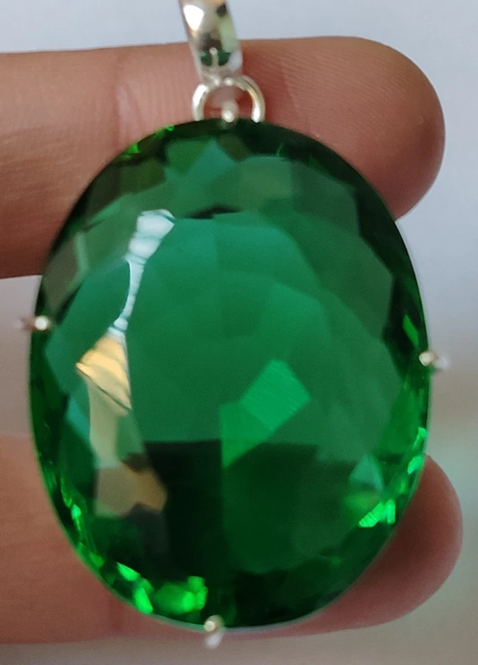 AAA+ Large Green Emerald 91.9 Ct. Oval Cut 925 Silver Pendant Gift for Women/Her - Image 2 of 4