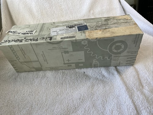 Mercedes-Benz License Plate Tag Bracket Holder 220 885 08 81 Genuine - 第 11/14 張圖片