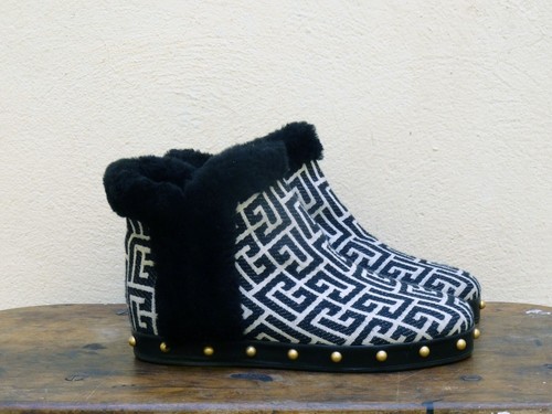 BALMAIN Women Ankle Boots in Jacquard Monogram Canvas EU 37 US 6.5 MSRP 1095$ - Picture 4 of 10