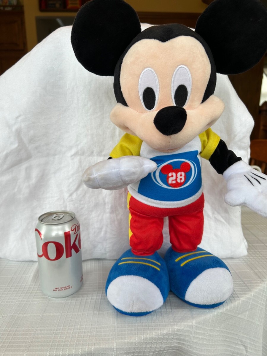 Disney Junior Mickey Mouse Funhouse Stretch Break Dancing Singing