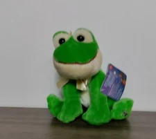 Russ Berrie Shining Stars Green FROG Soft Plush Stuffed Animal NEW 