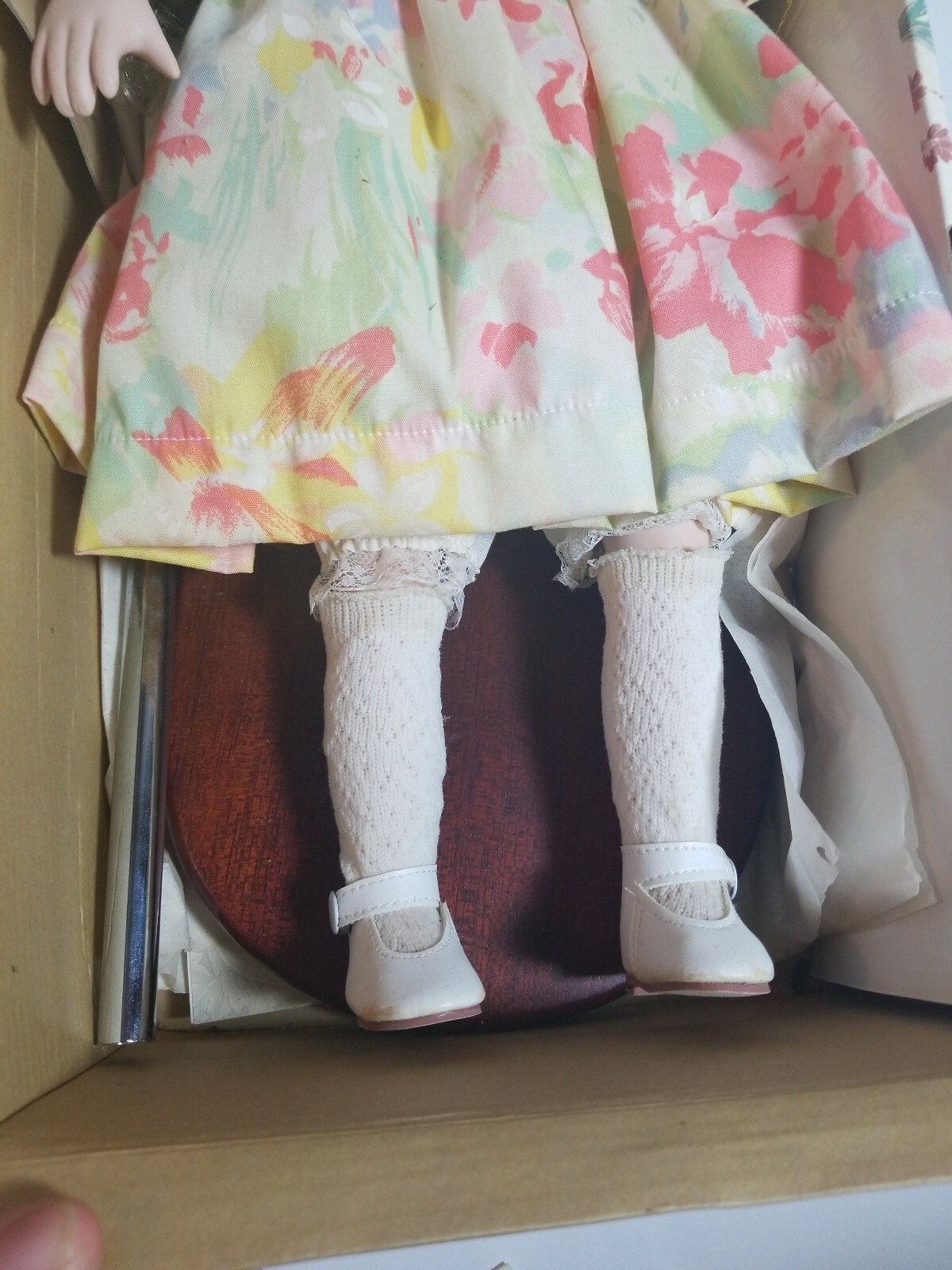 GUSTAVE F. WOLFF WIMBLEDON COLLECTION PORCELAIN DOLL SHELBY A109 149/