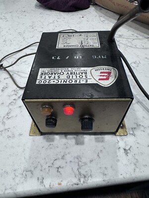 Emerson E-tronic 200 Solid State Battery Charger Model E 212