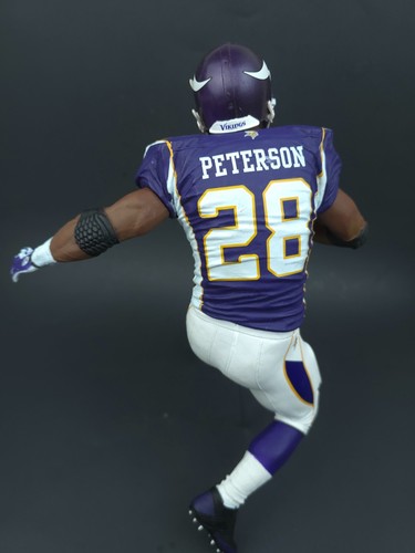 Adrian Peterson 12" McFarlane Minnesota Vikings NFL Football Figure - Picture 6 of 10